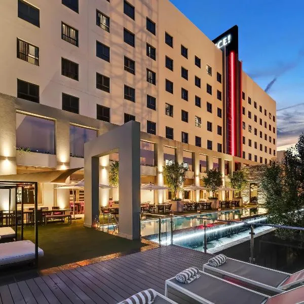 Protea Hotel Fire & Ice! by Marriott Pretoria Menlyn, hotel sa Pretoria