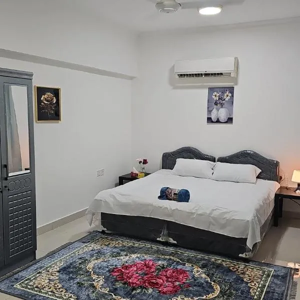 Texico Muscat Alkhuwir Hostel, khách sạn ở Muscat
