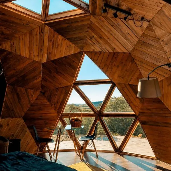 Miradomos Glamping Rural, hotel en Lodares de Osma