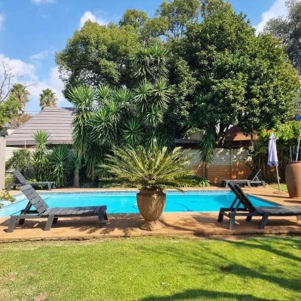 Aerotropolis Guest Lodge, hotel in Kempton Park