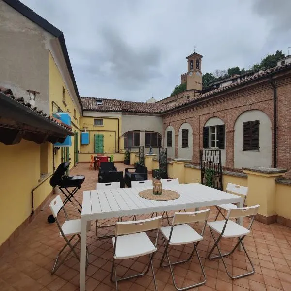 6 apt Monferrato ideale per gruppi fino a 24 persone, Degustazioni, Vino, Yoga, Ritiri, khách sạn ở Viarigi