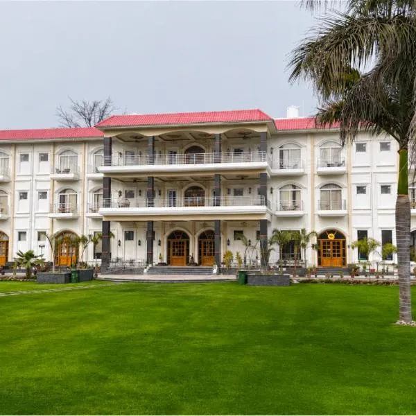 The Lychee Hotel & Resort, hotel v destinácii Rāmnagar