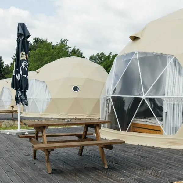 Glamping Prague Louka, hotelli Prahassa