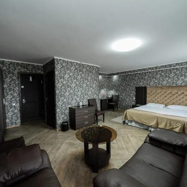 Ostrov Hotel, Hotel in Qostanai