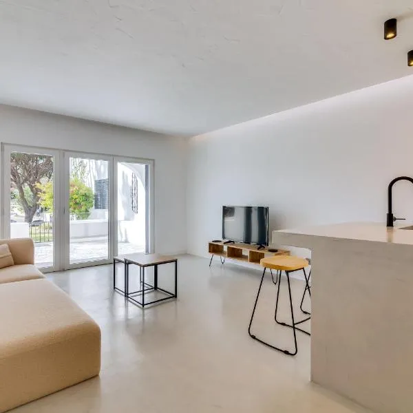Villa V2 Vale do Lobo Beach&Golf، فندق في فالي دو لوبو