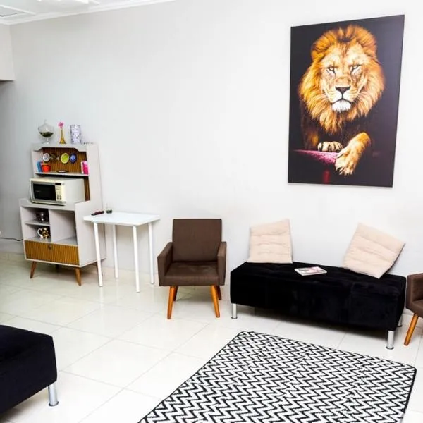 Casa aconchegante centro, hotel u gradu 'Peruíbe'