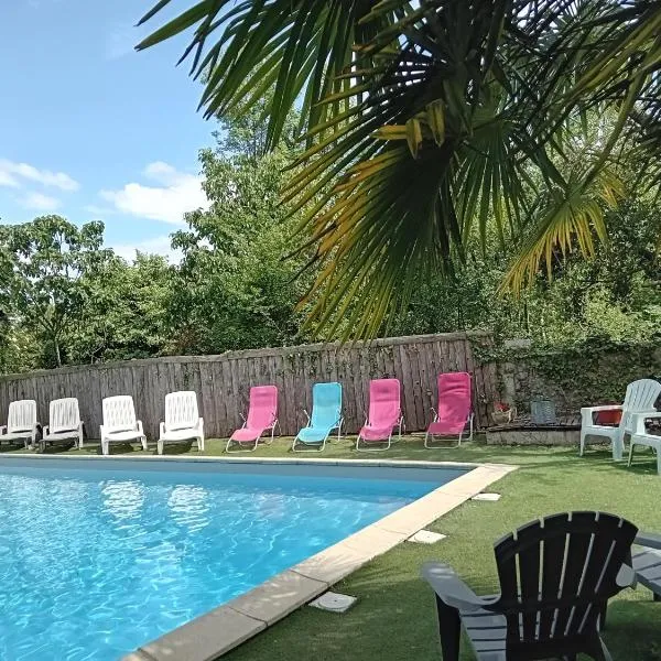 Hôtel La Gravenne, khách sạn ở Thueyts