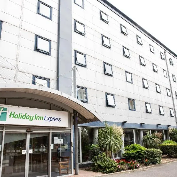 Holiday Inn Express Royal Docks by IHG, отель в Лондоне