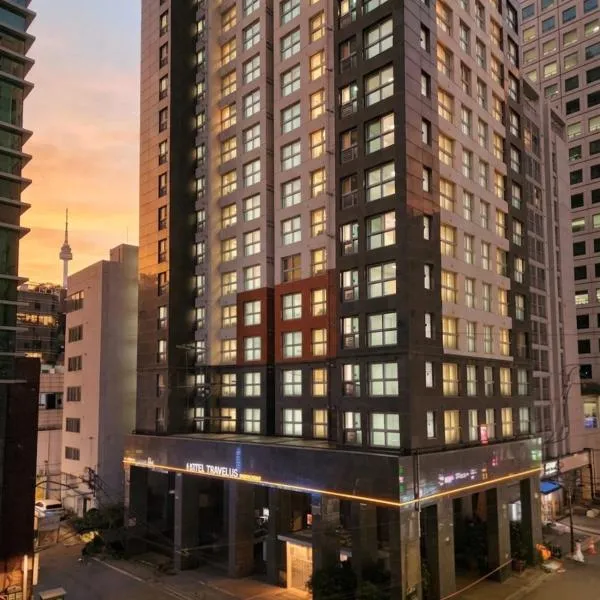TRAVELUS Myeongdong 트래블어스 명동، فندق في سول