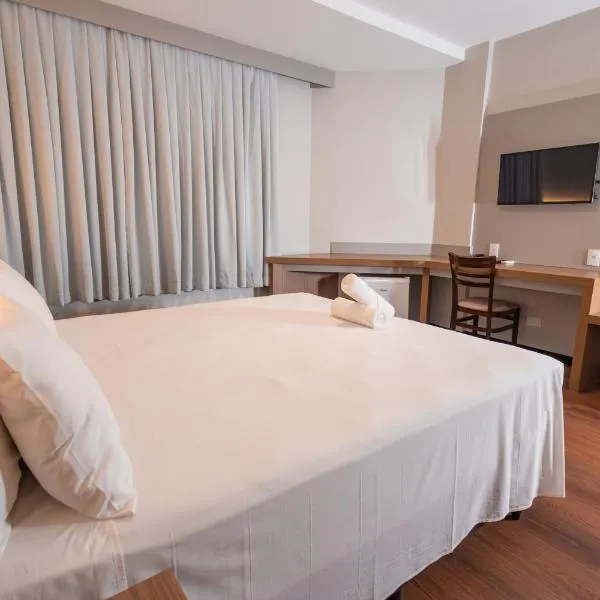 Hotel Évora by Rede Sagres, khách sạn ở Florianópolis
