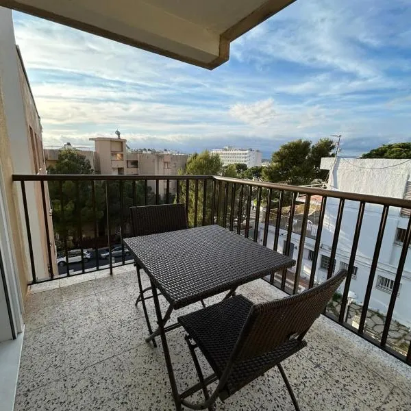 Salou में, होटल Beach Apartment at 1 min from Sea