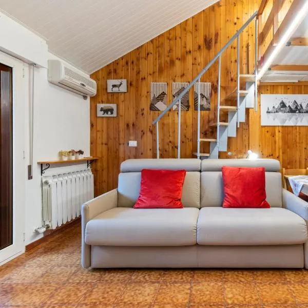 Mountain Nest - Netflix - Pet Friendly - Parking, Hotel in Tarvis
