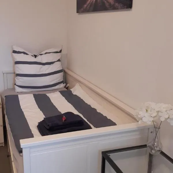 Zimmer auf Bauernhof, hotell i Kürten