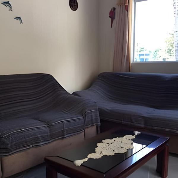 Refúgio Aconchego - 2 dorms com ar e quintal amplo