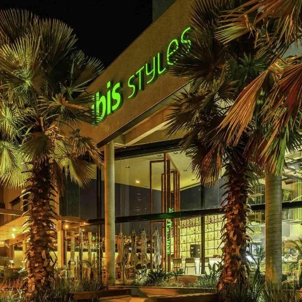 ibis Styles Porto Alegre Moinhos de Vento, ξενοδοχείο στο Πόρτο Αλέγκρε
