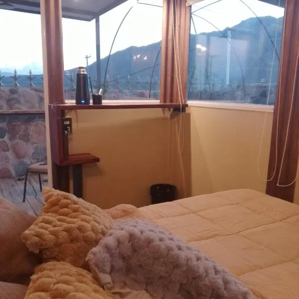 "Petit Box "Container Habitación Boutique de Diseñador con baño privado en Montaña - Cocheras- Vistas Panorámicas a la Montaña- Sobre Ruta 82 camino a Las Termas de Cacheuta, Potrerillos, Alta Montaña, Chile, hotel i Luján de Cuyo