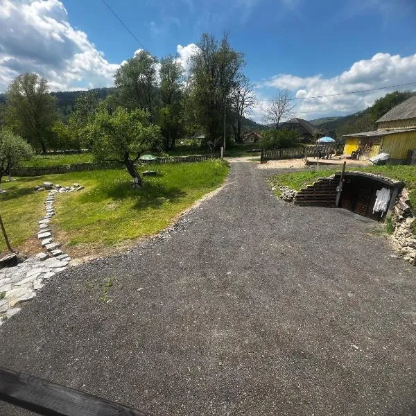 Casa Adela LaculRosu Bicaz, hotel din Neagra