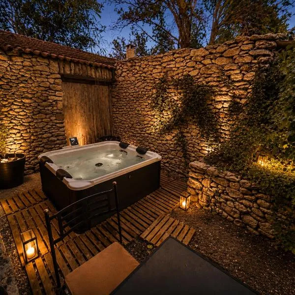 Viesnīca Domaine Le Jas 1872 Piscine, spa & Provence pilsētā Jonquières
