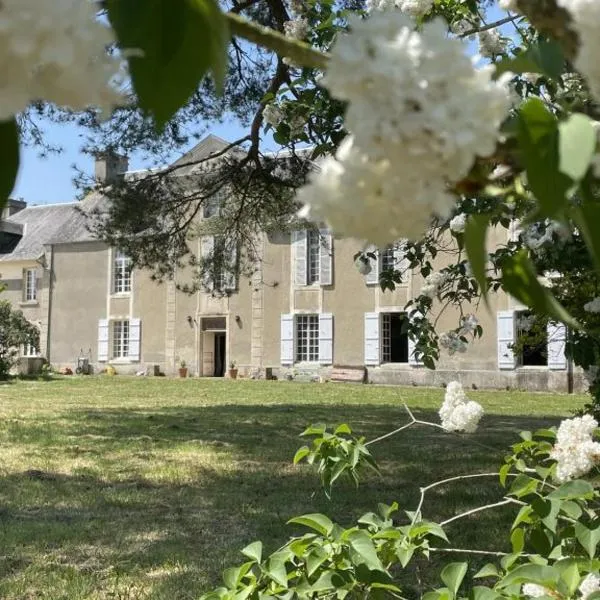 Château de Saint Clair, hotel in Saint-Clair-sur-lʼElle