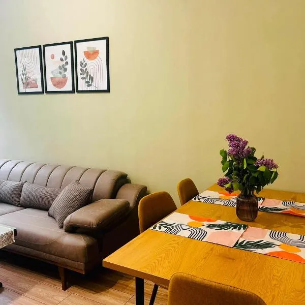 The Brave Tailor Bauhaus apartment, hotell i Sofia
