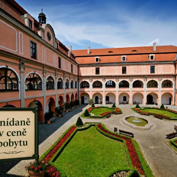 Zámecký Penzion, hotel in Valašské Meziříčí