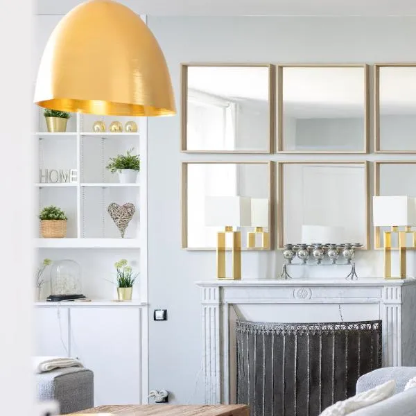 Reims CATHEDRALE JACUZZI LUXURIOUS PROPERTY、ランスのホテル
