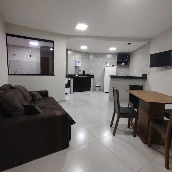 Apartamento novo 1o andar central com ar condicionado garagem tv smart