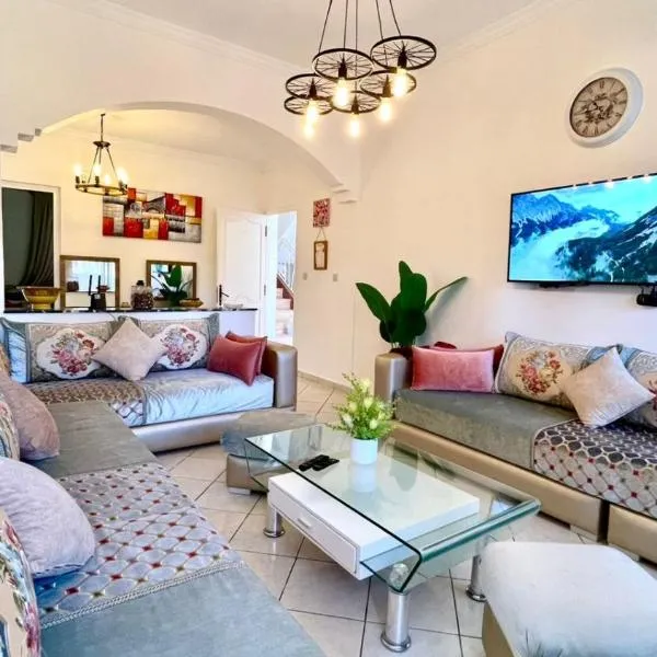 Seaside Apartment in imi Ouaddar near beach โรงแรมในAghoud