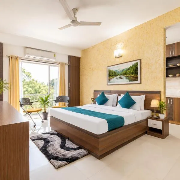 Hotel Mint Grand - A Smart Stay Near Yashobhoomi، فندق في نيودلهي