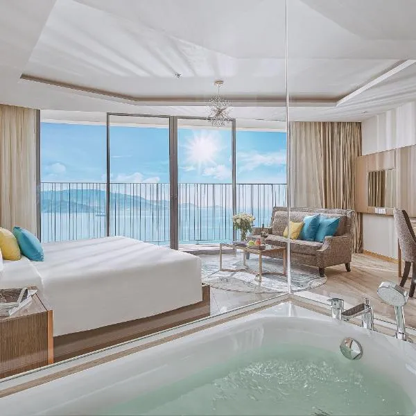 The Atier Gem Suites, hotel em Nha Trang