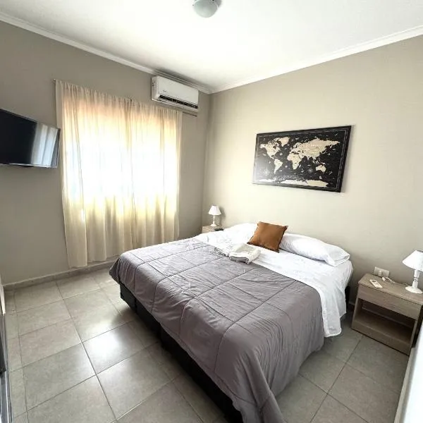 Zafiro VIII hermoso departamento en microcentro con cochera gratis, hotel di Santa Fe