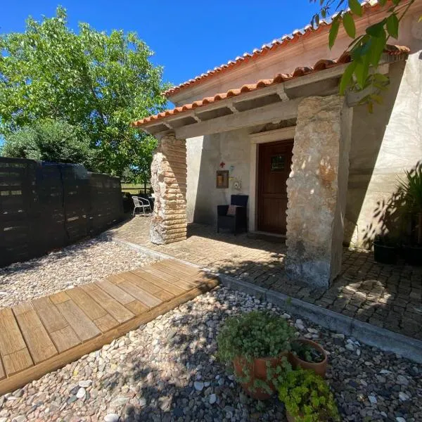 Refúgio das Artes Guesthouse, hotel v destinácii Porto de Mós
