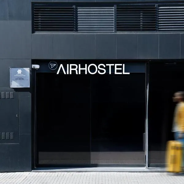 Airhostel Barcelona Airport 24h, hotel El Prat de Llobregatban