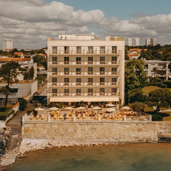 Hôtel Les Brises、ラ・ロシェルのホテル
