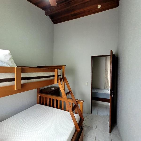 Chalé de Condominio fechad0, 900 metros da praia - Foto 2