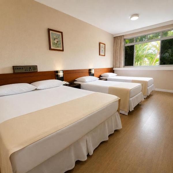Lira Hotel