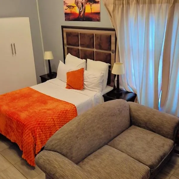 Luxurious Family Canyon!, Hotel in Rustenburg