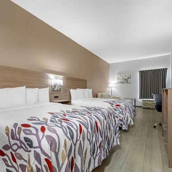 Red Roof Inn & Suites Philadelphia - Bellmawr, hotel u gradu Belmar
