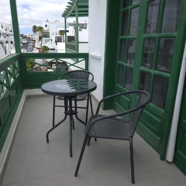APARTAMENTO de LA PLAYA III, khách sạn ở Puerto del Carmen