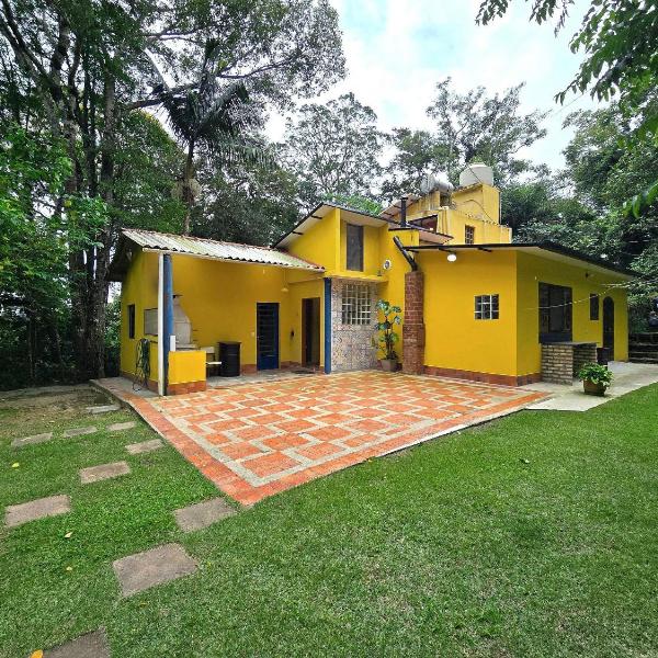 Casa Amarela, Refúgio na natureza Rota do vinho