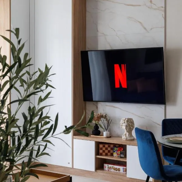 Sunrise Apt Balcony Netflix AC, хотел в Кишинев