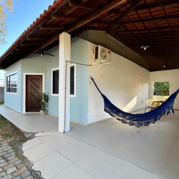 Casa Familiar, Churrasqueira, Quintal, 5 min da Praia e Aeroporto - Foto 5