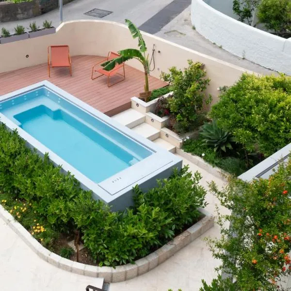 Domo Andi, Hotel in La Maddalena