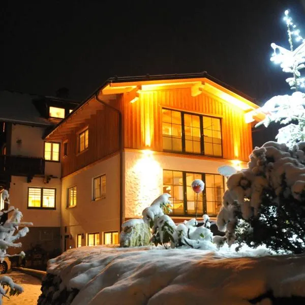 Romantikappartement Petz****、ドナースバッハヴァルトのホテル
