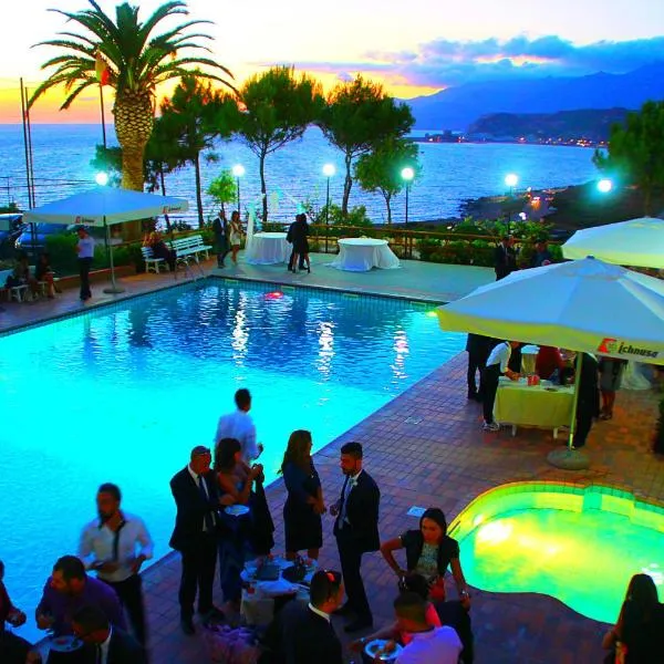 Turas Club Case Vacanze, hotel a Bosa