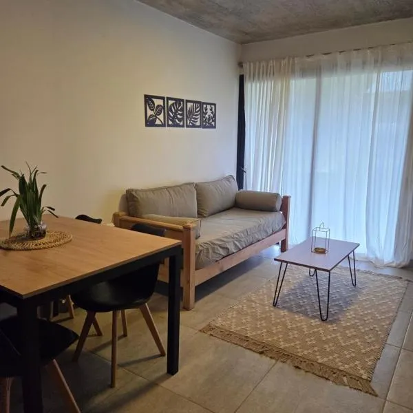 Depto Petronila 1 dorm、サン・サルバドール・デ・フフイのホテル