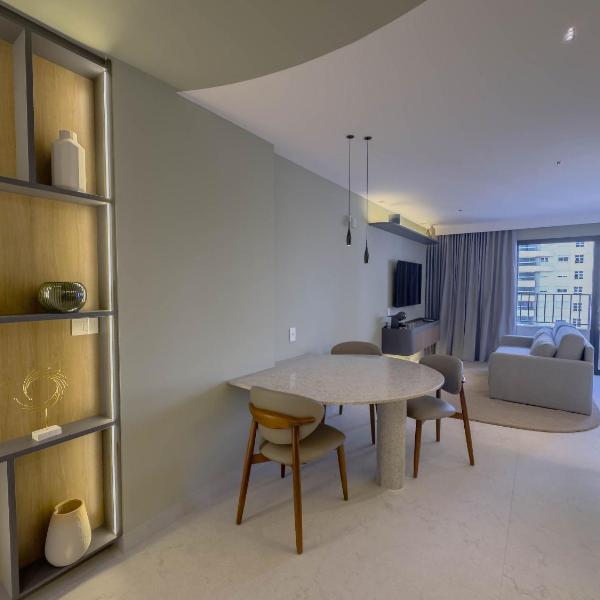 FR1307A Moderno e completo com cama king e garagem