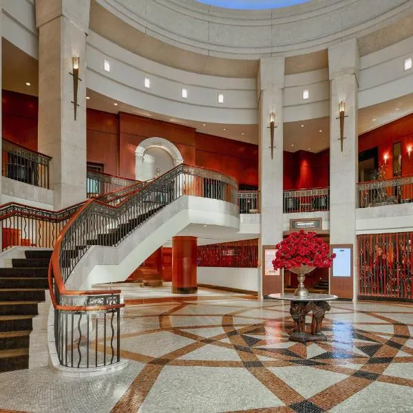 InterContinental Chicago Magnificent Mile by IHG, khách sạn ở Chicago