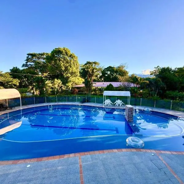 Finca Hotel La Potranca, hotel en Acacías