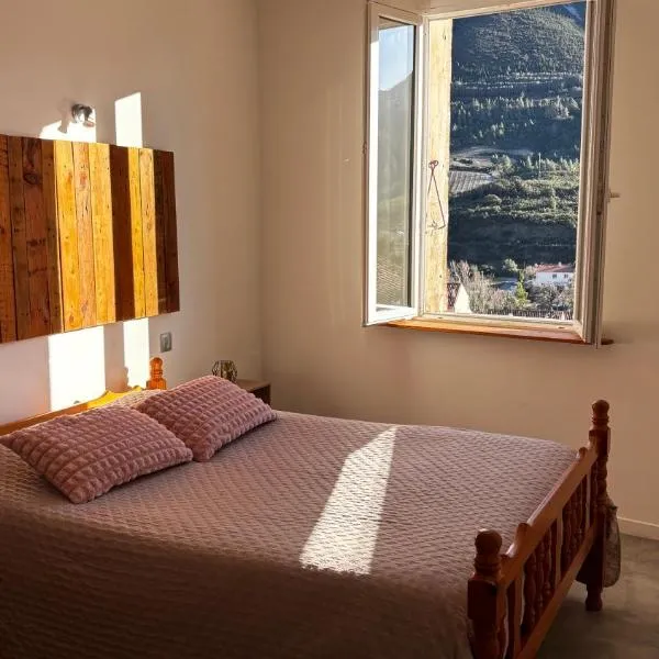 Viesnīca La Belle Vue - Gîte 3 étoiles Eco Responsable pilsētā Maury